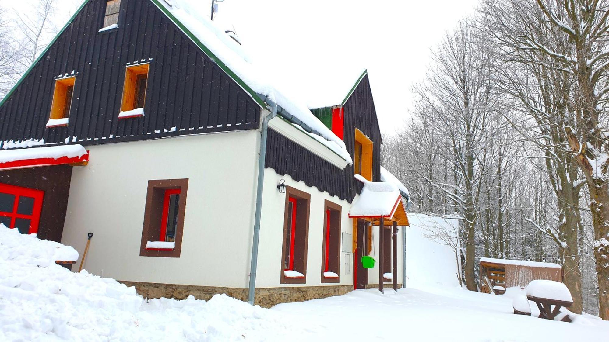 Five Maple Home For Families And Wild Nature Lovers Medenec ภายนอก รูปภาพ